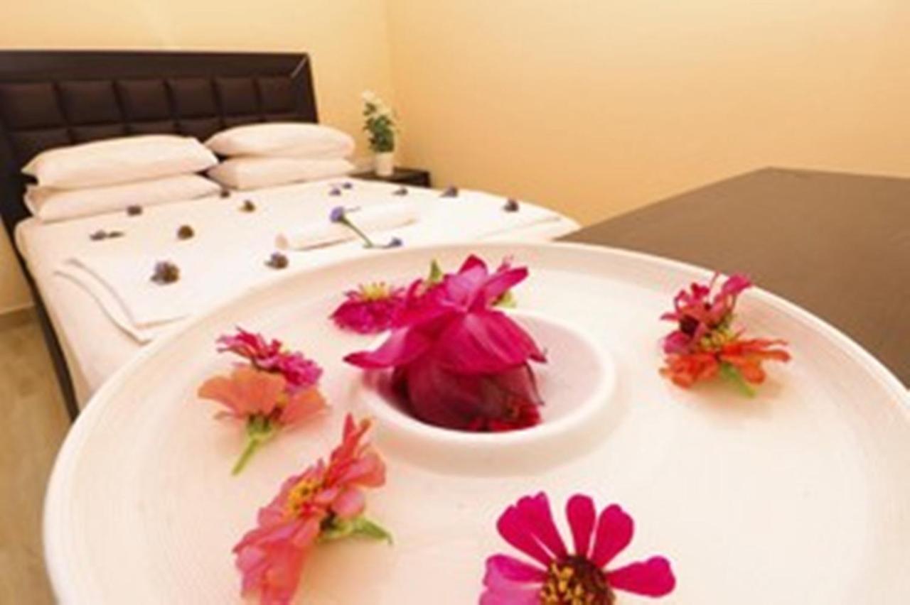 Peacock Resort أنرادابورام المظهر الخارجي الصورة